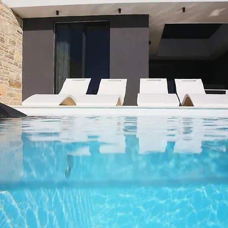 Ines - Home4you Villa *